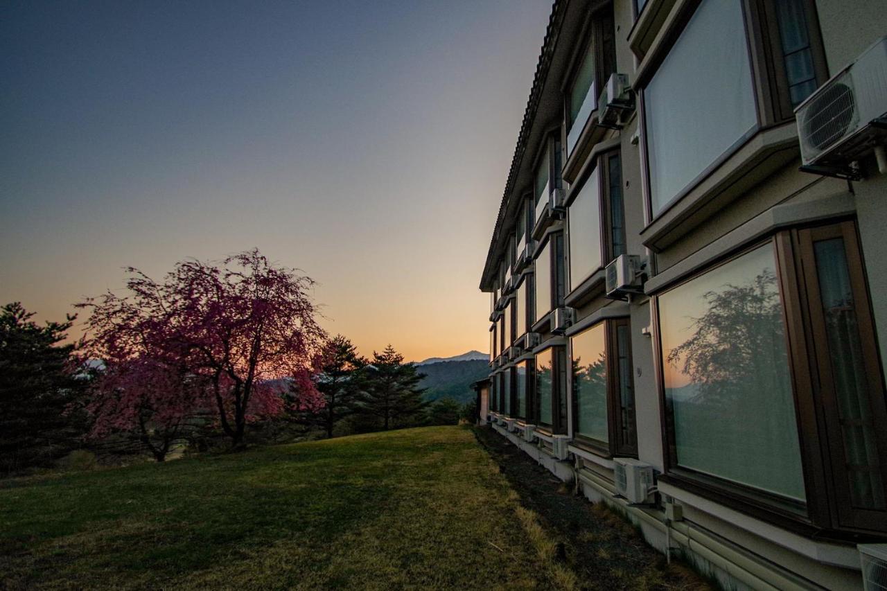 Tsumagoi Prince Hotel Екстериор снимка